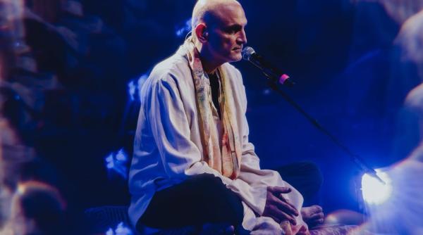 tot acest freamat interior creeaza goluri cum a scapat damian draghici de dependenta de alcool si droguri a trebuit sa ma accept