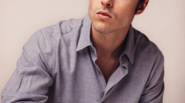 incep filmarile pentru cravata galbena la bucuresti ben schnetzer a semnat pentru rolul celebrului dirijor roman sergiu celibidache in locul lui rupert friend