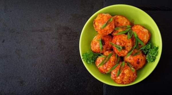 chiftele din carne de pui si scortisoara o reteta originala si gustoasa