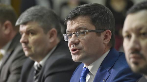 dosarul tabla incepe judecata pe fond fostul ministru costel alexe acuzat de coruptie