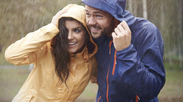 ploi grindina si vijelii in mai multe judete din romania anunt de ultima ora de la meteorologi