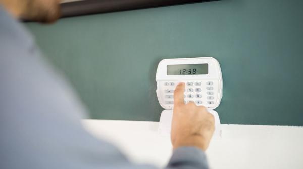 siguranta atinge apogeul atunci cand in scena intra si o firma montare camere supraveghere