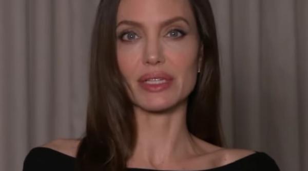 angelina jolie producator executiv al unui documentar sportiv despre refugiati