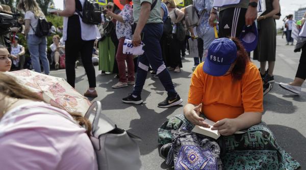 guvernul a publicat proiectul de oug pentru cresterea salariilor din invatamant 1300 lei in plus pentru personalul didactic 400 lei pentru personalul nedidactic