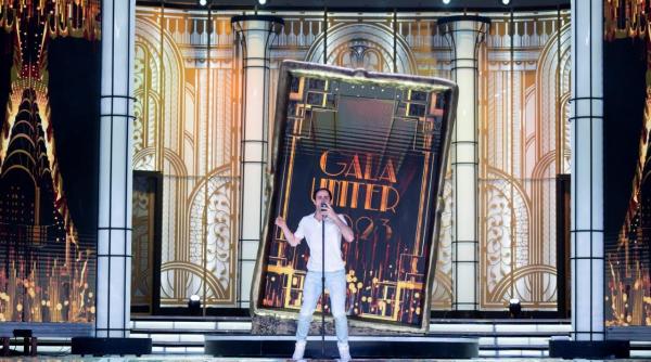 gala premiilor uniter 2023 victor rebengiuc premiul pentru cel mai bun actor in rol principal silviu purcarete cea mai buna regie