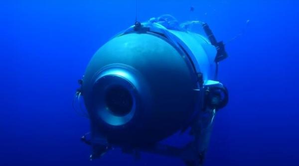 ce e un submersibil ambarcatiunea disparuta langa epava titanicului diferenta fata de submarin video