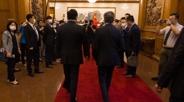 in ciuda vizitei lui blinken china si sua inca au o prapastie periculoasa intre ele