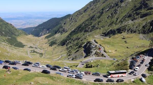 circulatia rutiera pe transfagarasan se redeschide cnair avertisment pentru soferi
