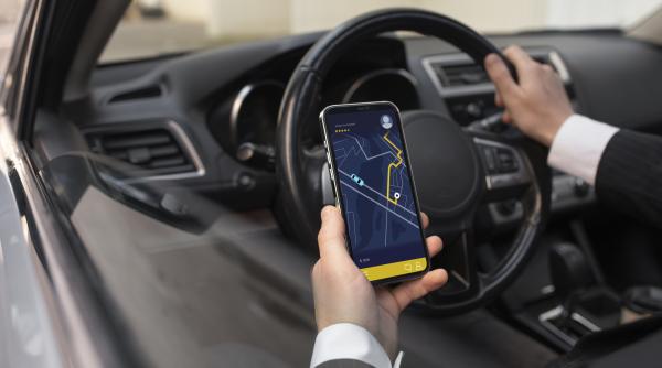 si soferii de pe uber bolt platesc taxe nu exista discriminare fiscala fata de taximetristi spune iulian lorincz video