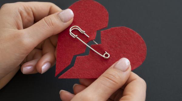 doua persoane aflate la acelasi pol pot crea o relatie echilibrata cum comunica persoanele aflate la poli opusi video