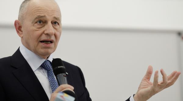 mircea geoana sunt mandru ca roman sa vizitez oradea si centrul de excelenta nato humint