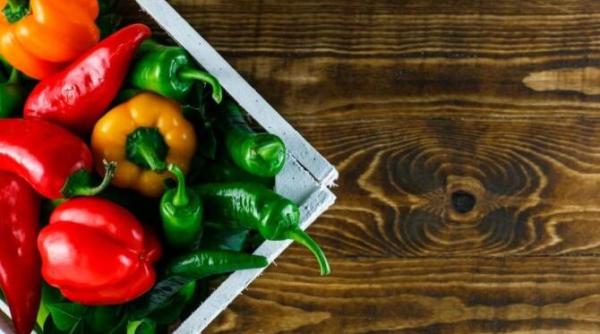 ardei gratinati cu masline si capere iata o reteta italiana potrivita pentru sezonul de vara