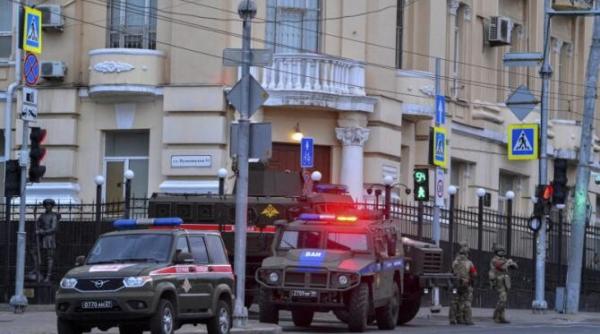 rusii distrug drumuri in calea mercenarilor fac praf autostrada don video