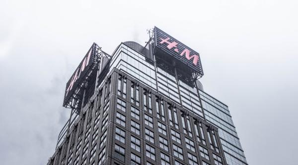 actiunile h m cresc cu 10prc dupa ce colectia de vara a crescut profitul companiei