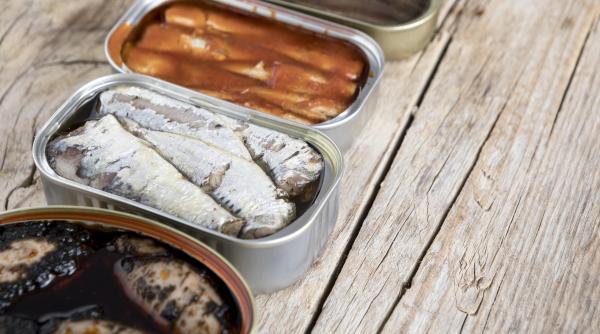 barbati internati cu botulism atentie la conserve simptomele care sa te alarmeze