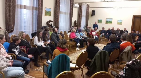 despre centrele culturale live la dcnews