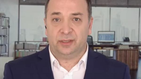 banii romanilor si patriotismul economic adrian negrescu spune ce ne asteapta live la dc news tv