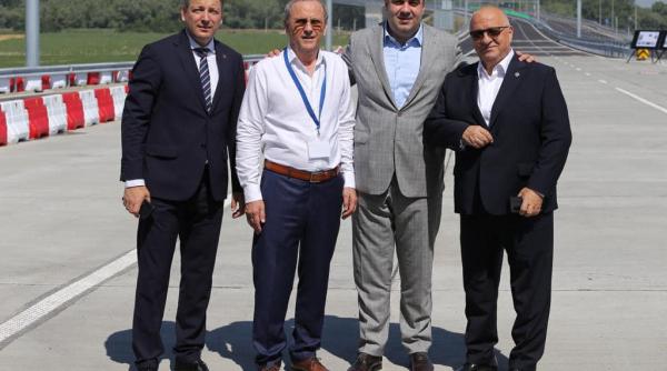 razvan cuc prezent la inaugurarea podului de la braila a fost un efort urias depus de catre toata lumea iar rezultatul este extraordinar