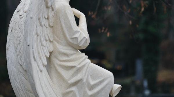 rusia a lovit noaptea un bloc de locuinte din lviv au bombardat cu rachete kalibr dinspre marea neagra sunt morti si raniti peste 50 de locuinte au fost distruse