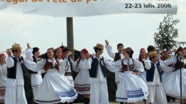 de ce a aparut targul de fete de pe muntele gaina problema pe piata casatoriilor