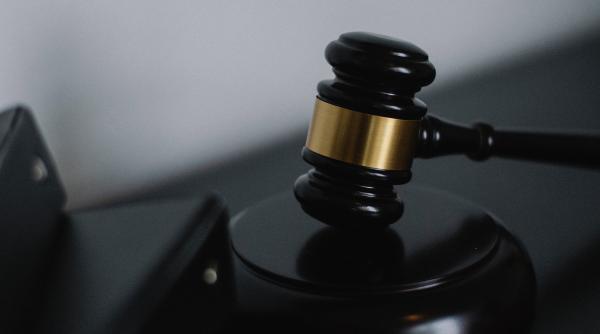 alina bica ionel arsene darius valcov si altii certati cu legea in romania liberi in italia