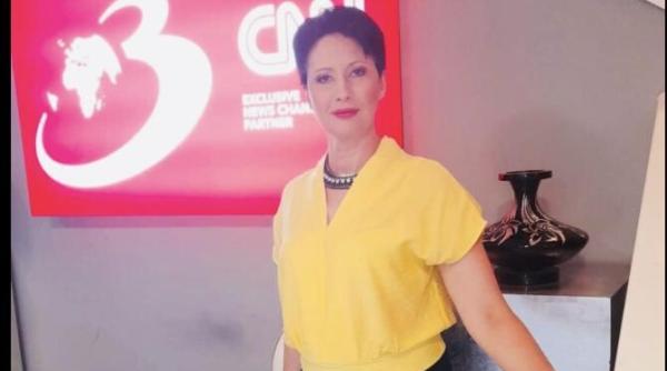 jurnalista mihaela birzila amendata in miez de noapte de un politist cu 600 de lei nu ii vad pe infractori au niste hartii de completat si un plan de amenzi