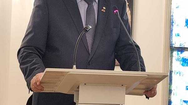 arafat anunt despre plecarea de la conducerea dsu