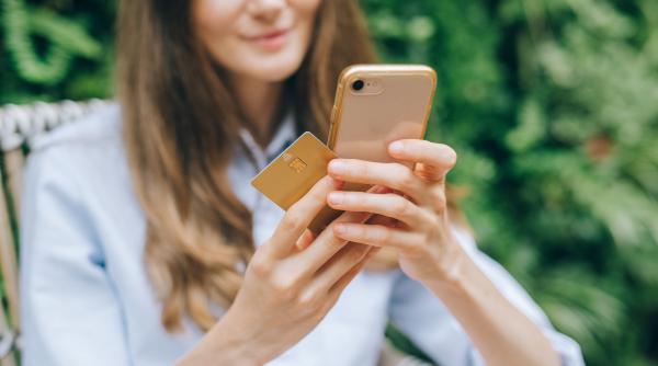 fraudele online o problema tot mai alarmanta cum sunt protejati clientii enel