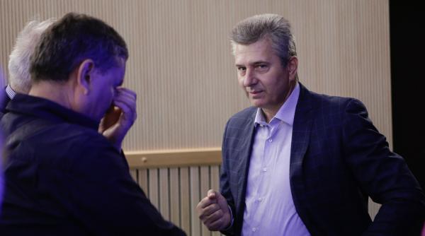 pandele sa le spuna pensionarilor pe care ii ducea la manastiri ca pe aia nu i a vazut nu a avut timp de ei valcu si becali schimb aprins de replici dupa demisia gabrielei firea