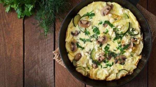 cartofi cu ciuperci la cuptor pentru cina o mancare suculenta si satioasa