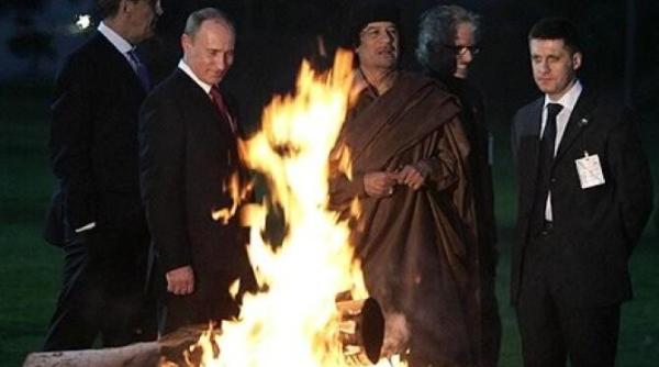 radu carp putin e obsedat de sfarsitul violent al lui gaddafi de ce nu de ce cel al lui saddam hussein exista o diferenta majora