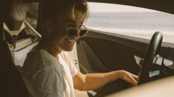 caz concret de nesimtire in trafic cum un biciclist era sa fie acrosat de o masina analiza specialistilor video