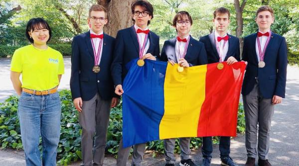 lotul romaniei a ocupat locul 1 in europa si al 3 lea in lume la olimpiada internationala de fizica cine sunt olimpicii care ne fac mandri