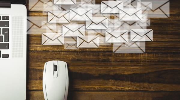 milioane de e mailuri pentru pentagon au ajuns la alte adrese prietene cu rusia ce informatii contineau