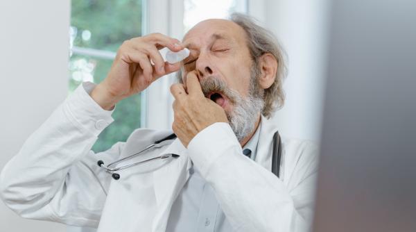 picaturi pentru ochi contaminate mai multi oameni au orbit bacteriile rezistente la tratament dau de furca medicilor