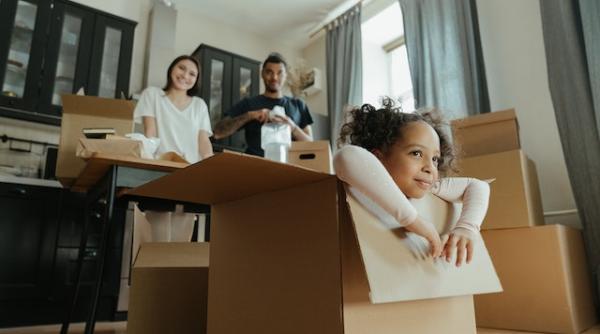 primarul care ofera terenuri gratuite tinerilor da cartile pe fata trebuie sa vedem si realitatea