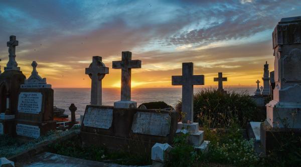 taxe la cimitirul municipal sibiu pentru trasul clopotelor si folosirea toaletei amenzi de pana la 2 500 de lei