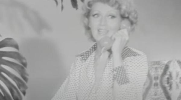 amintiri radiofonice ii dan ciachir amintiri din culise ploiesteanca prin nastere de o frumusete aparte carmen stanescu parea personificarea feminitatii