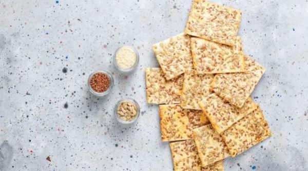 biscuiti din cartofi cu seminte de in o alternativa sanatoasa si hranitoare la paine