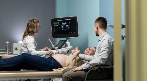 george marinescu medicul care lucreaza cu cel mai performant ecograf pe plan mondial