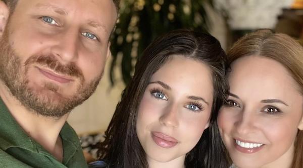 andreea marin pentru prima data in viata datorita violetei am ajuns intr un colt de lume neasteptat