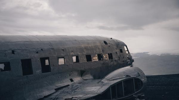 autoritatile din resita isi propun sa reinvie amintirea anilor 80 avionul terasa de la ateneu se va intoarce in oras