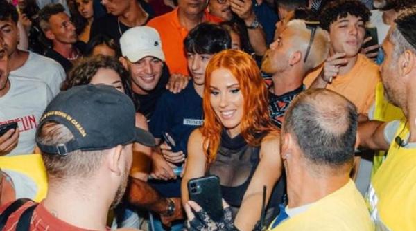 cantareata baby k turneu anulat din cauza goanei dupa selfie uri artista a fost lovita in piept