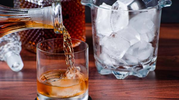 efectele nebanuite ale alcoolului un singur pahar pe zi e suficient pentru cresterea tensiunii