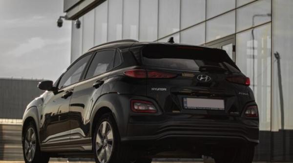 hyundai recheama 91 000 de masini din modelele populare din cauza riscului de incendiu