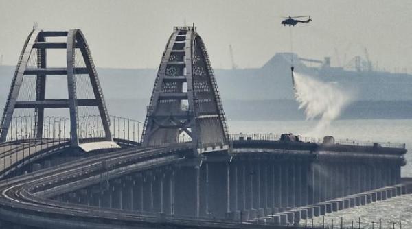 rusia anunta clar ca va pedepsi ucraina pentru atacul asupra navei sale in apropiere de stramtoarea kerci