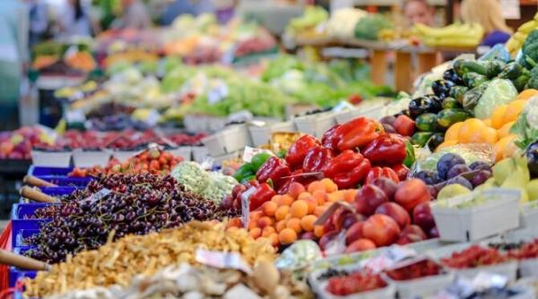 fructe si legume de la supermarket vandute drept din gradina politia cauta escrocul care prada persoane vulnerabile