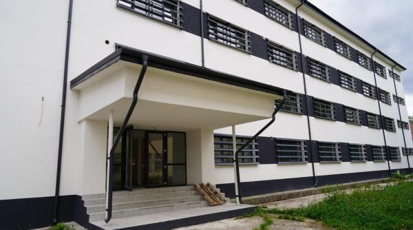 corneliu stefan despre noua infatisare a scolii speciale din targoviste