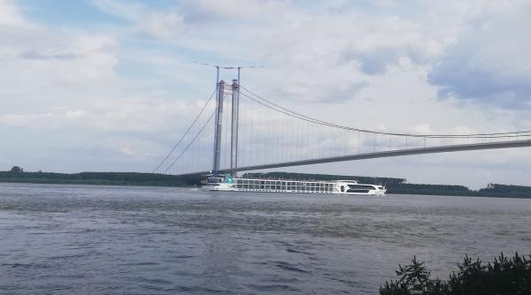 partea nevazuta a podului suspendat peste dunare in zona braila si aici incep exproprierile