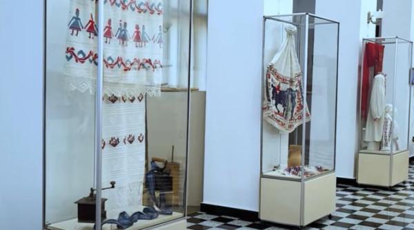 s a deschis muzeul de etnografie si arta populara din tulcea bogatia culturala si istoria impresionanta a judetului surprinse in expozitii atractive video